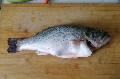 天越热越馋这鱼,每次做一大盆,鲜嫩爽滑,胃口大开吃精光