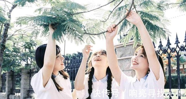 浅酌|原创诗十首·多事惟邀饮酒人,自呼浅酌胜新春!