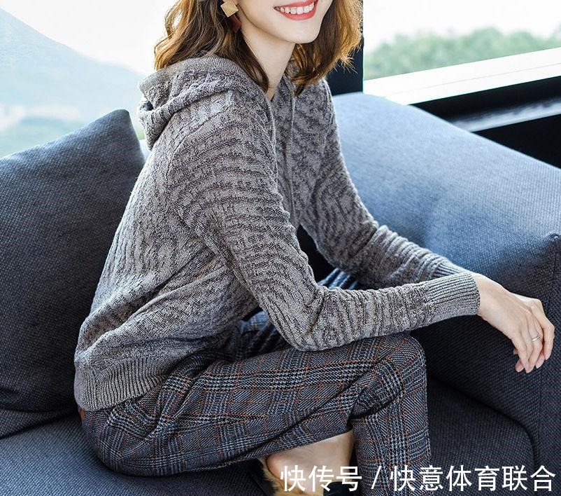 毛衣 今年不流行外套配毛衣了, 学下图女人这样穿, 气质飙升更有女人味！