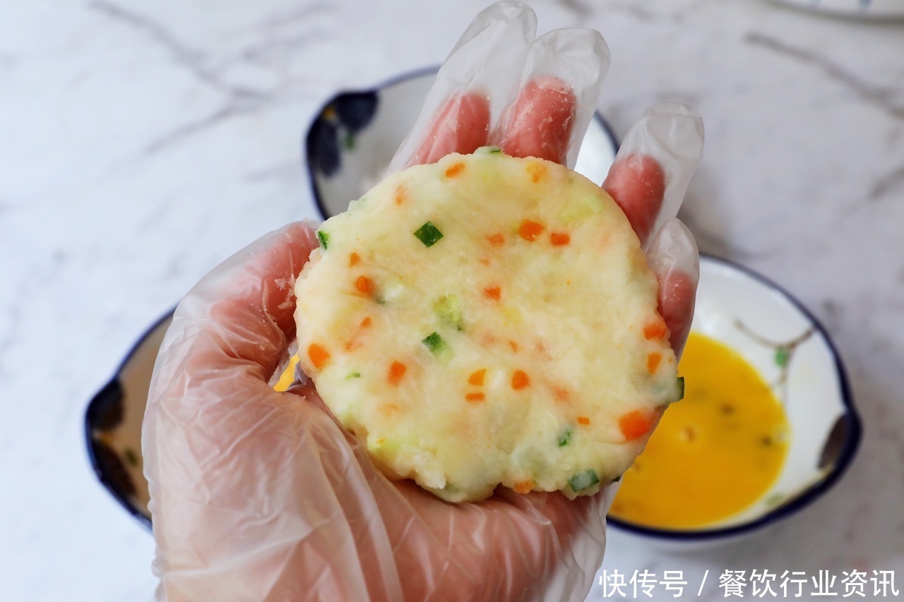 芝士|芝士和土豆结合在一起,奶香四溢营养丰富,一家全爱吃,特解馋!