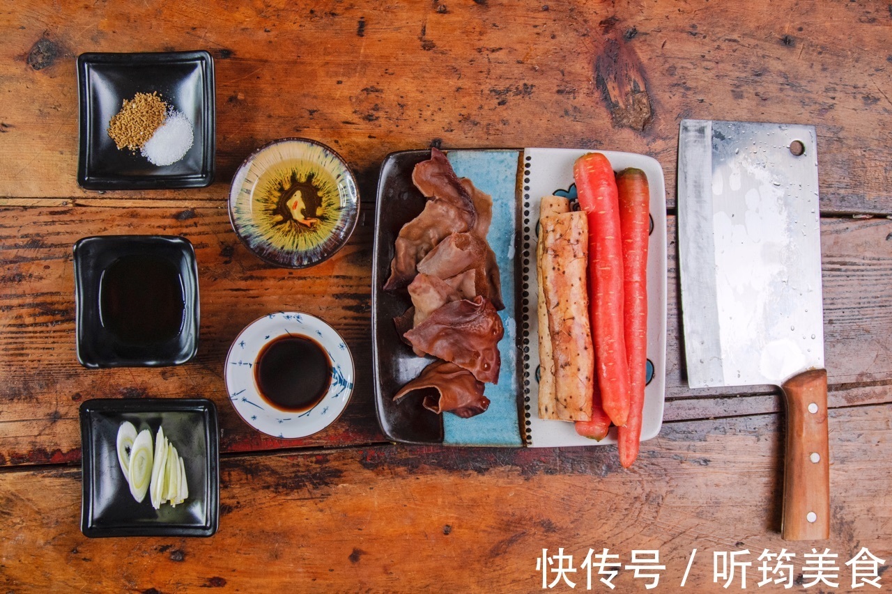 胡萝卜素|三色小炒胡萝卜山药木耳,美味健康,营养好做