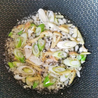 快手|快手家常菜油焖大虾??好吃到舔手??