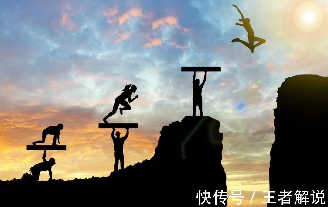 儿子|儿子老抱怨,妈妈给他看“账单”:你能不搬砖,全靠我砸钱!