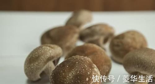 脂肪肝患者|脂肪肝患者,不妨多吃这几种食物,给肝脏“减肥”更健康