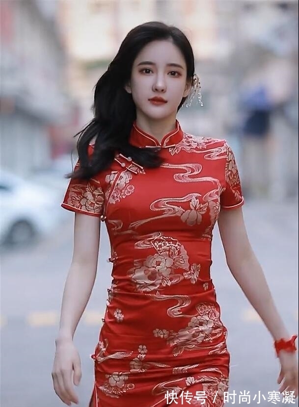 美女|不过时的旗袍造型,穿出了女人的高级感