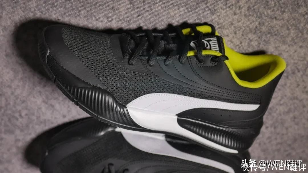 球鞋|PUMA Triple开箱：低价的外场球鞋，一鞋两穿有何惊喜？