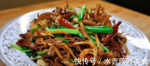 脂肪含量|才知道，鸡胸肉还可以这样炒，味道麻辣，口感焦香，越吃越想吃！