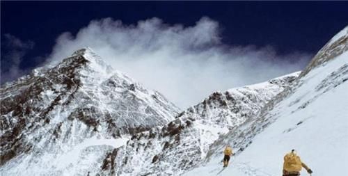珠峰|她跟丈夫一起登珠峰，却在8600米遭遗弃，她绝望喊道：请别丢下我