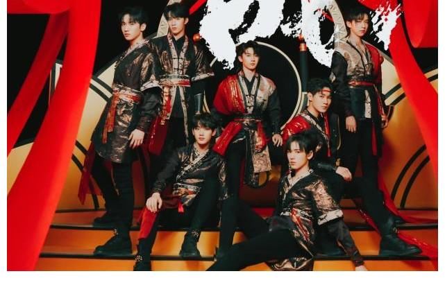 雙11晚會彩排路透：易烊千璽酷帥插兜，時代少年團變順毛乖小孩