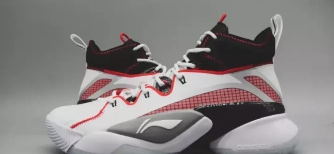 驭帅 这些就叫国产之光!不输国际大牌的国产实战鞋你穿过几双?