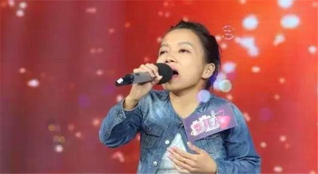 马瑞林|90厘米“侏儒”女孩怀孕,不听劝阻坚持生娃,现状到底怎样了?