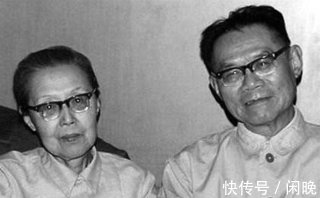 张家@因一块霞帔,她痴等初恋55年,孑然一身熬过半世,他却已儿孙满堂