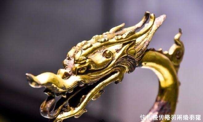 残破|工地挖出两件文物,一件残破无法修复,完好的那件足以惊艳世界