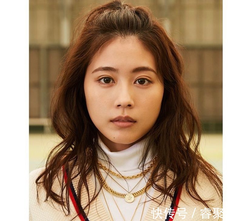 女生|大脸女生如何打扮?这3招简单易学,超显脸小