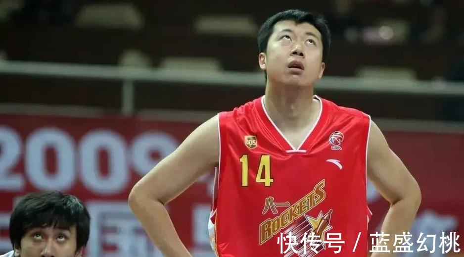 周蕾|王治郅中国男篮第一人,姚明很欣赏他,和前妻被外界称作夫妻楷模!