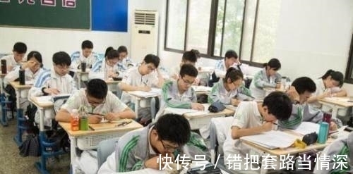 学霸|英国美女学霸来中国当外教，根本无所适从：中国人都是天才？