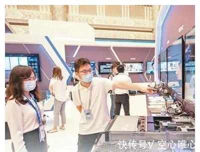 pks|重磅！中国首款“PKS”国产AI服务器发布