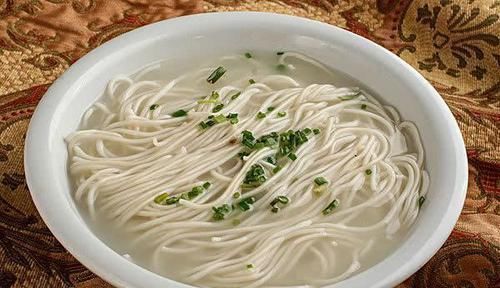 糖尿病患者|血糖高的人，6物不要贪吃，或能将“并发症”拒之“千里之外”