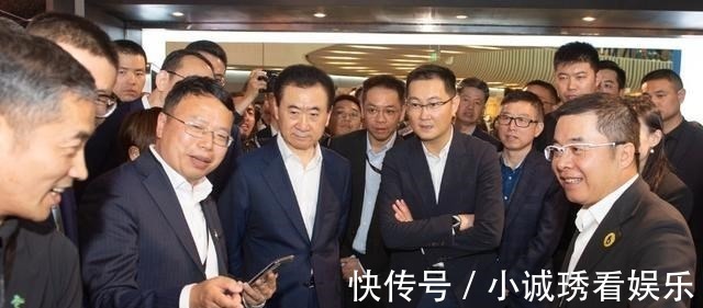 出资|出资几十亿帮王健林，又拿20亿帮许家印，我们都低估了马化腾