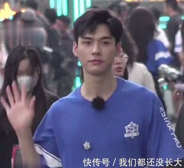 龔俊|龔俊現身錄制電競節目,網曝嘉賓陣容引關注,楊冪疑似加盟必看了