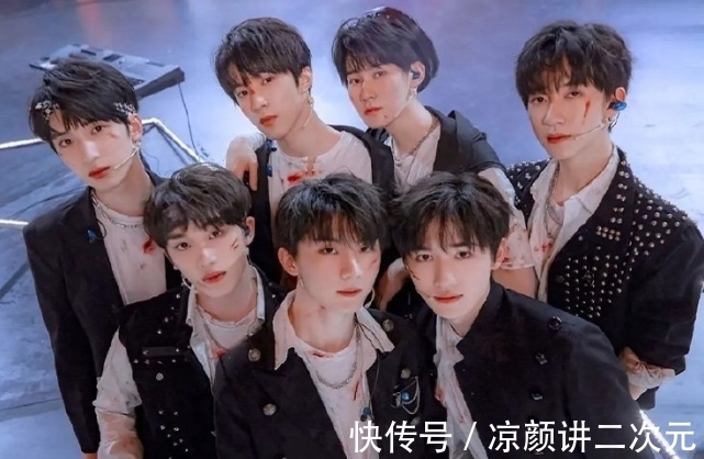 歌单|TNT三公歌单公布,人均俩合作舞台情怀满满,李飞成端水大师