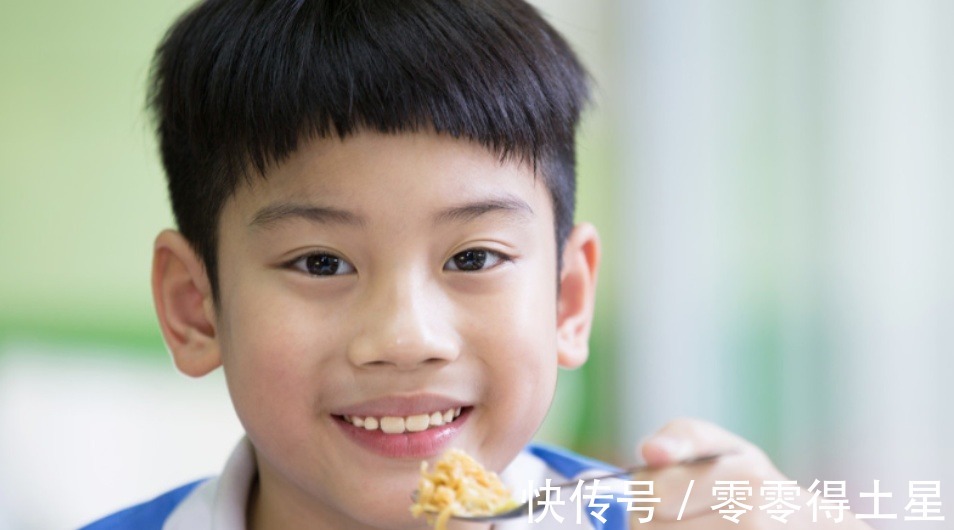 辣条|真正的“垃圾食品”公布,没有方便面,很多家长天天给娃吃!