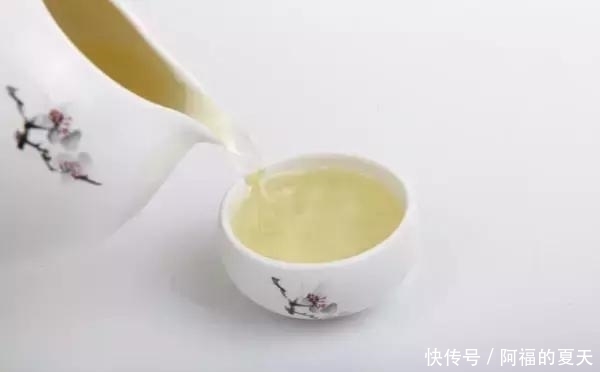 强效食补|排毒又润肺,这些食物您知道吗?收了吧!上火不愁!