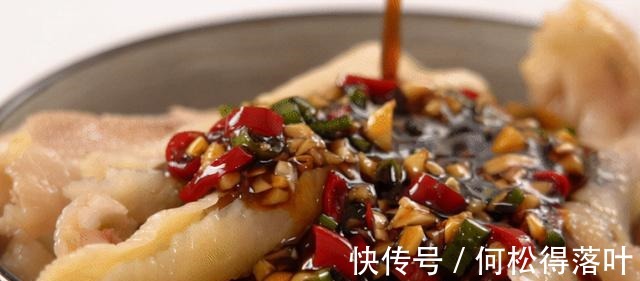凤爪|麻辣无骨凤爪的做法,详细的去骨步骤,不吐骨头,一口一个真香!