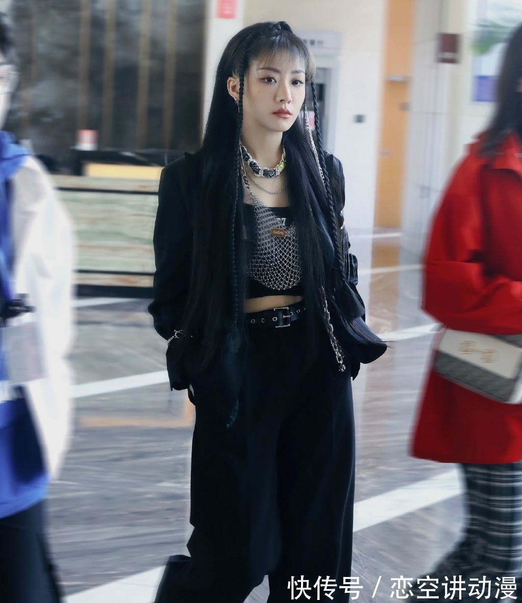 节目|喻言《爆裂舞台》镜头被剪,但是却留声音,曾回应退出如今被打脸