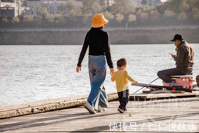 浮桥|赣州古浮桥距今840多年，冬天里的鱼市人气火爆，是国宝级文物