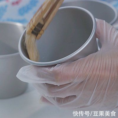 营养和美味，都在这道雪山爆浆挞~里