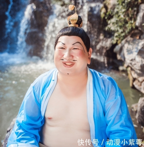 哪吒|哪吒之魔童降世:躲过了哪吒的cos,逃过了敖丙cos,看到太乙沦陷