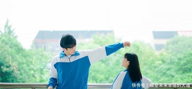 青春期的孩|当孩子有这些表现时,说明他正在悄悄的远离你,你察觉到了吗?