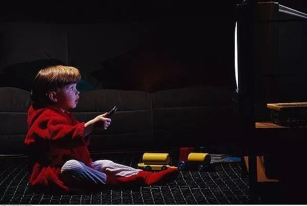 核桃|清华教授:最补脑的不是核桃,睡前多吃2物,补脑益智,孩子成绩飞涨