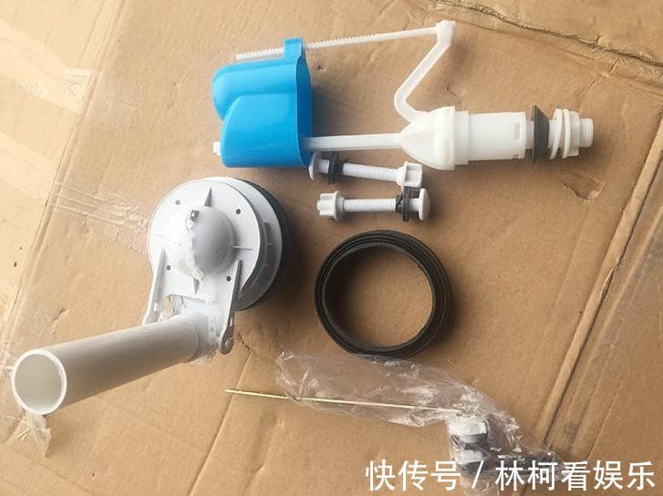 管道|卫生间马桶用虹吸式还是直排式用它防污能力最好，噪音最小