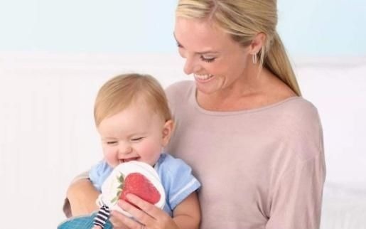 发育|周岁以内的宝宝,如果存在这四种表现,可能发育的比较迟缓