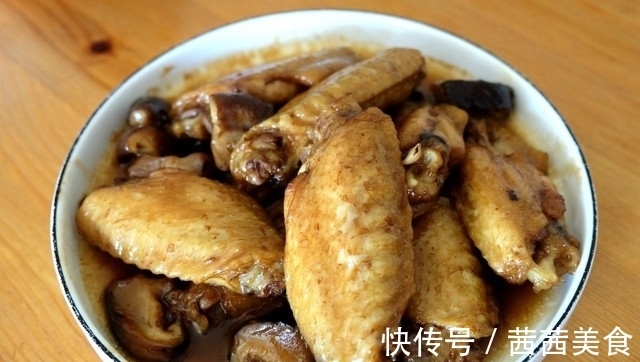 茭白|普通人家的家常午餐,四菜一汤一主食,做法简单,家人爱吃