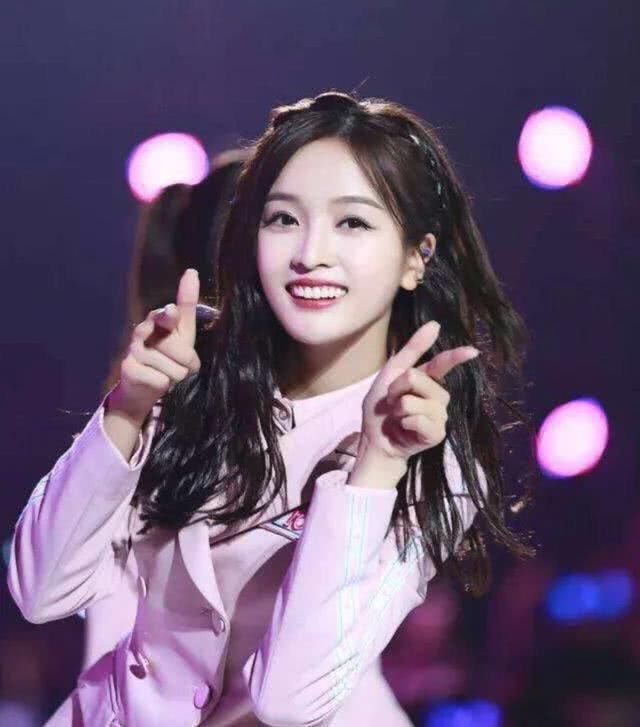 眉毛|脸大却很漂亮的女生,这几点太明显,难怪不遮脸也有高颜值