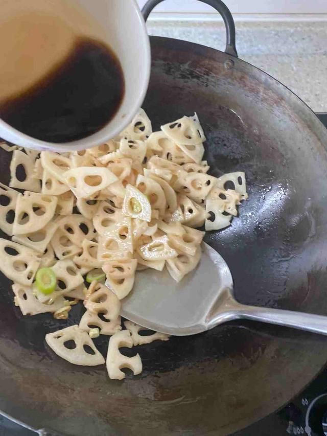 端午前最该吃它,是“穷人的阿胶”,3元钱1斤,女人常吃腰不疼