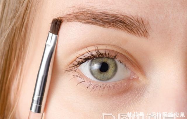 女人再懒也要学会化淡妆,按照这6步走,简单易上手,为颜值加分