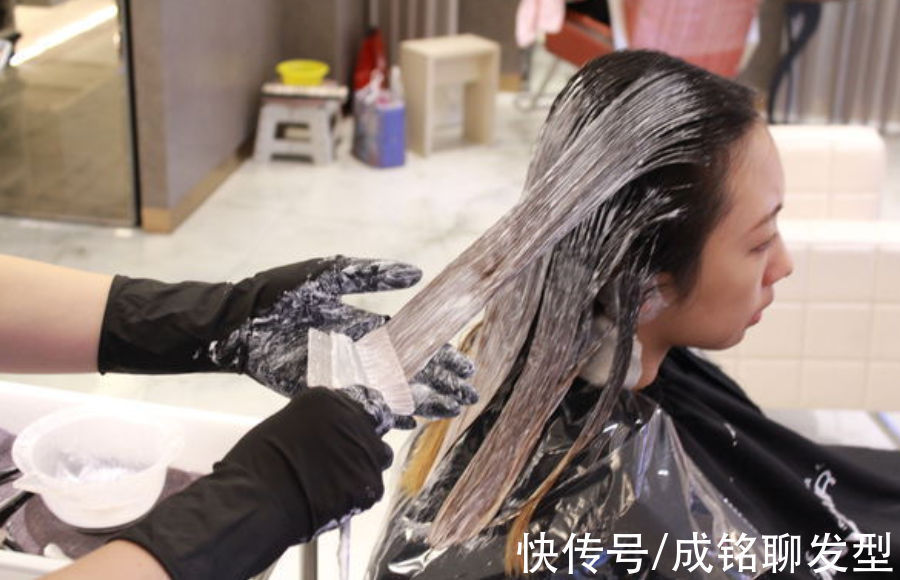 烫染 烫发染发同一天做好,还是隔一段时间做好?看完这三点你就明白了