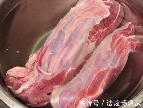 鲜香|卤牛肉,这2种料不能放!很多人都不懂,卤出来的牛肉不香不好吃