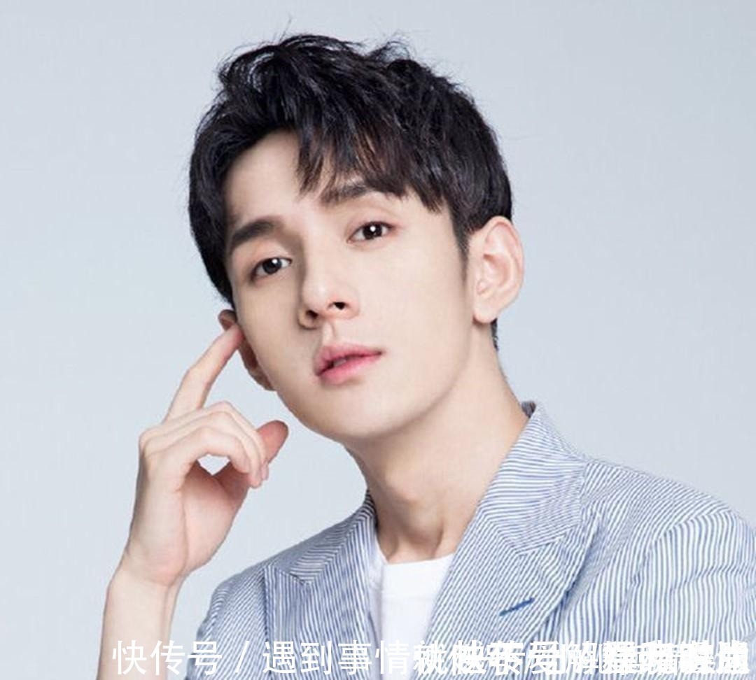 唇部 一天涂“300支”口红,嘴巴却依旧Q弹,李佳琦的护唇方法绝了