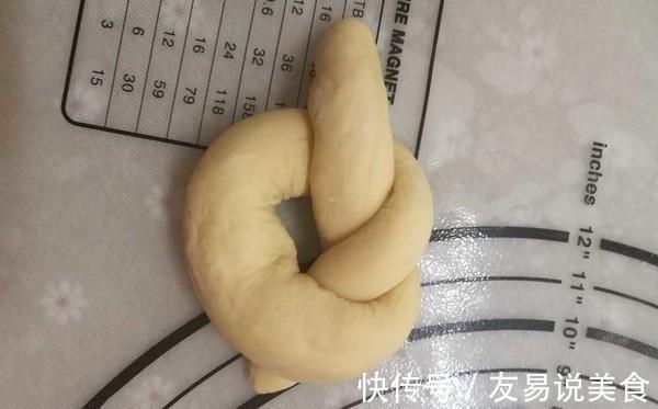 这个女人从来不早起，每天早餐却满满一大堆，原来是用这个好办法