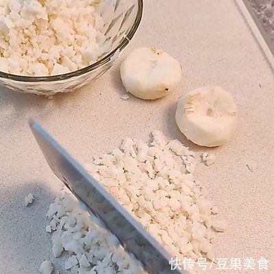 洲星|Q弹爽脆的马蹄钵仔糕，解腻小零食