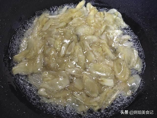 冰糖|三伏天，女人最该吃的是它，驱寒暖胃，好吃又养生