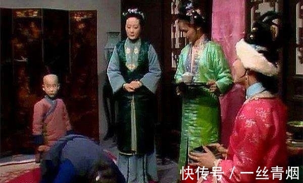 林妹妹@《红楼梦》:初进贾府的林黛玉究竟有多可怜?被作者用八字写尽