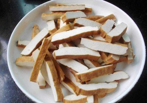  下饭|冬天，吃大鱼大肉不如它，上锅炒一炒，补钙长个头，好吃又下饭