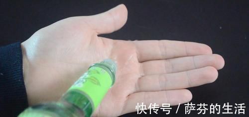 污渍|花露水倒在手上，作用太棒了，解决了很多人的烦恼，早知道就好了
