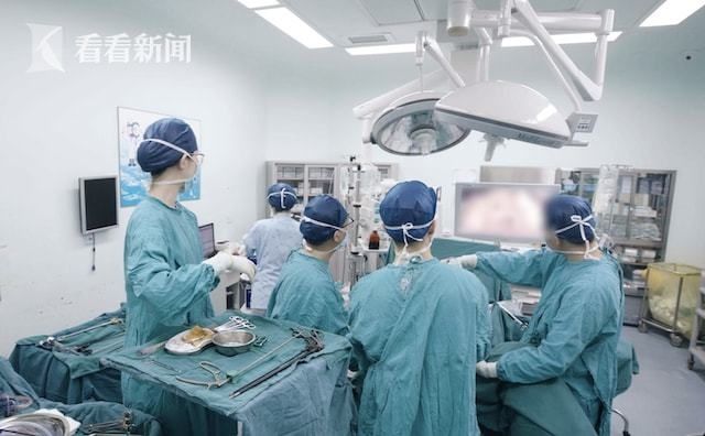 癌症|《人间世》团队倾力打造《复见余生》呈现治癌新理念